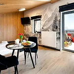 Wonder - Orlik - Blisko Arena, Kościółka Wang I Szlaków Apartamento *