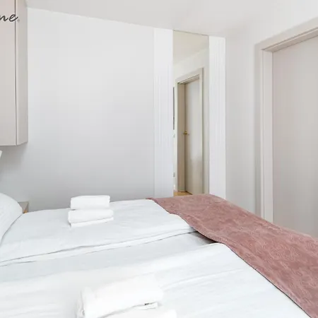 Wonder - Orlik - Blisko Arena, Kosciolka Wang I Szlakow Apartment