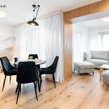 Wonder - Orlik - Blisko Arena, Kosciolka Wang I Szlakow アパート *